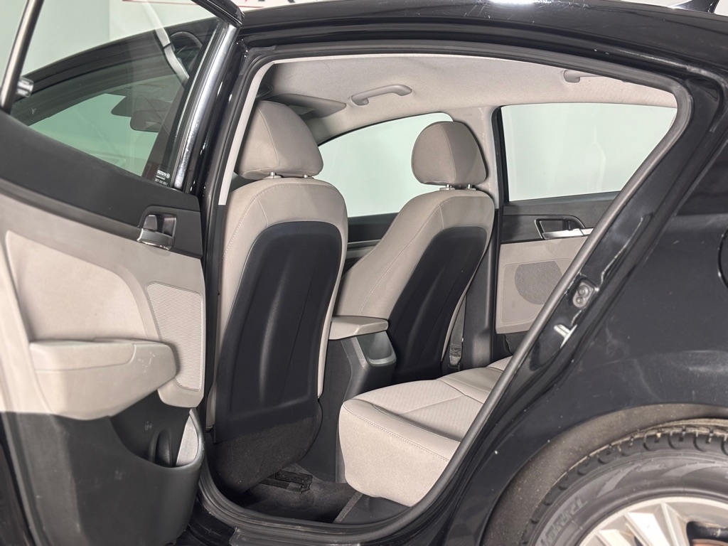 Hyundai Elantra Limited 2019