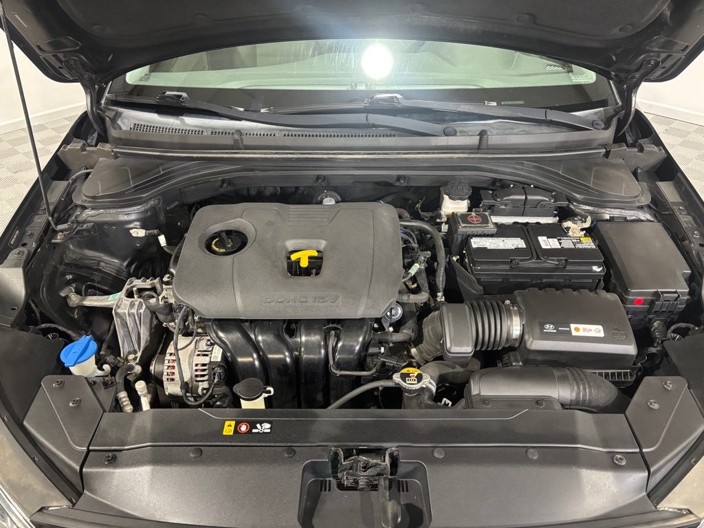 Hyundai Elantra Limited 2019