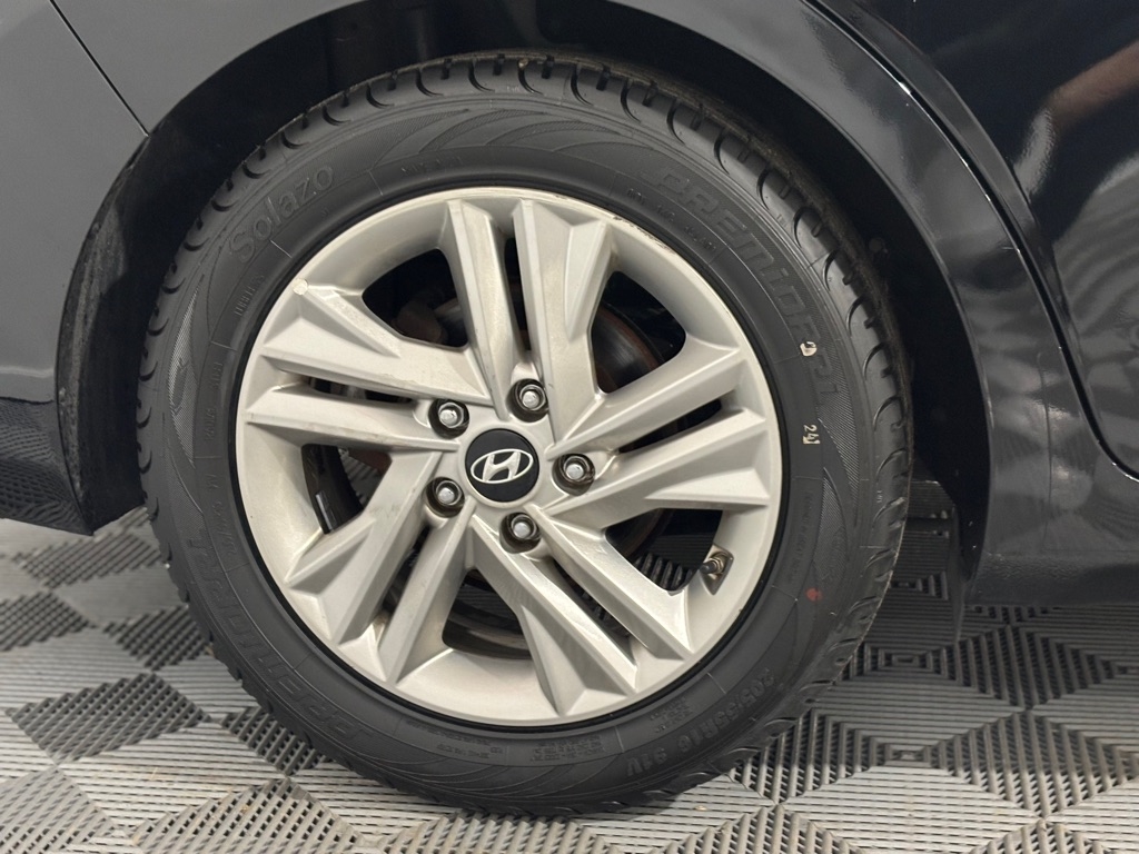 Hyundai Elantra Limited 2019