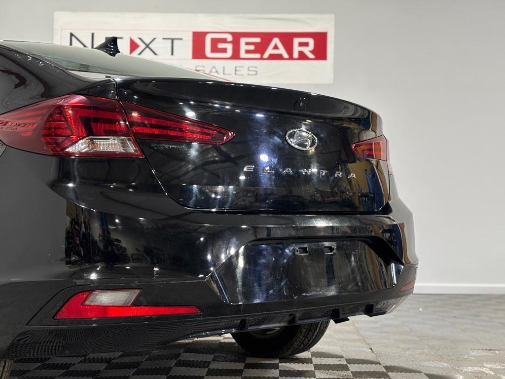 Hyundai Elantra Limited 2019