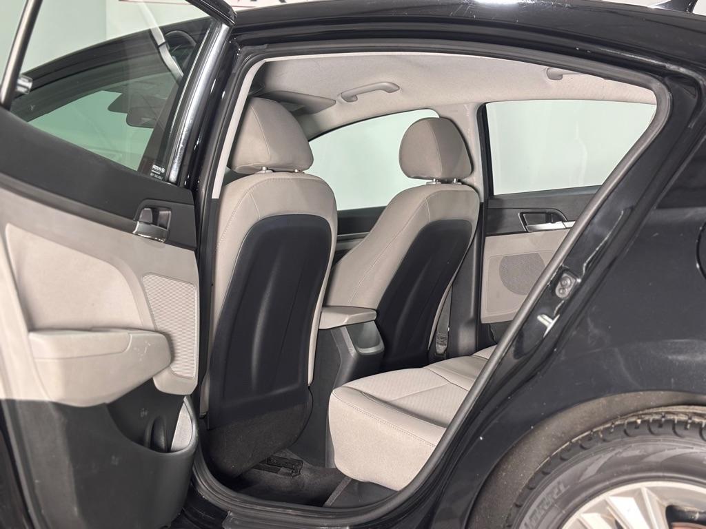 Hyundai Elantra Limited 2019