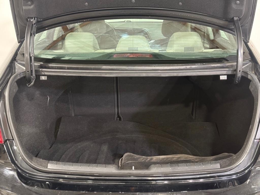 Hyundai Elantra Limited 2019