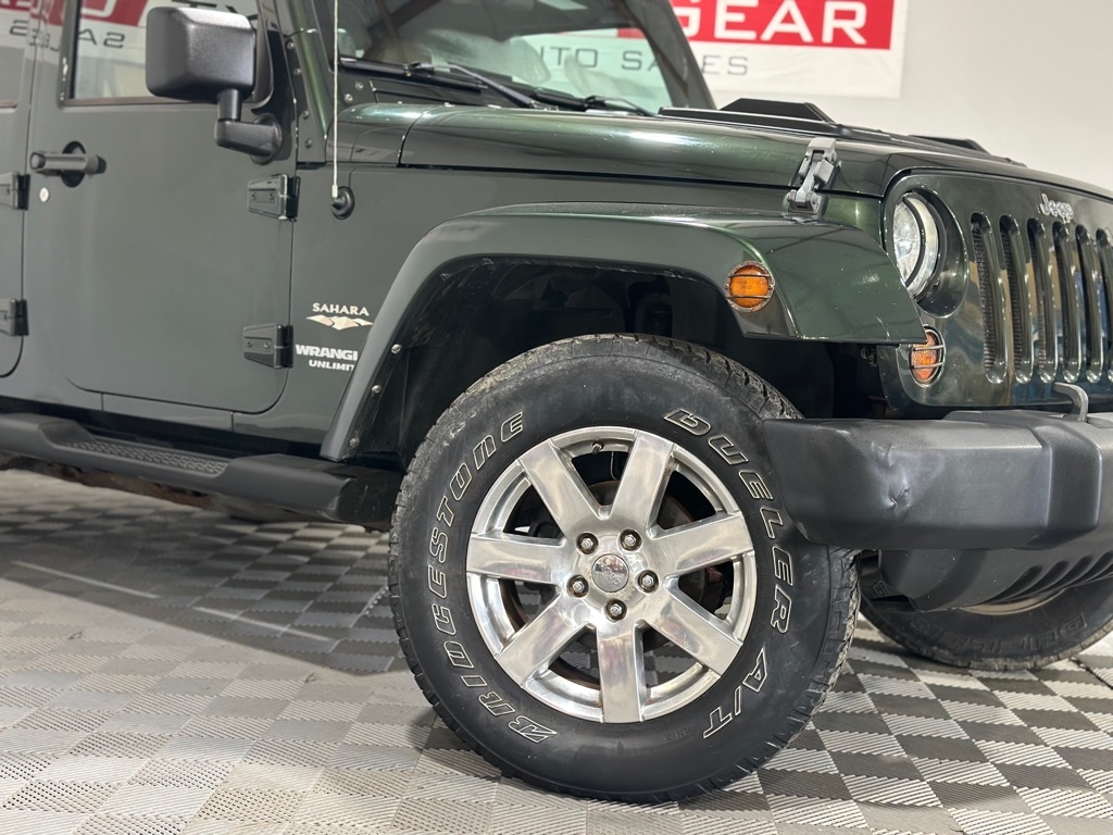 Jeep Wrangler Unlimited Sahara 4WD 2011