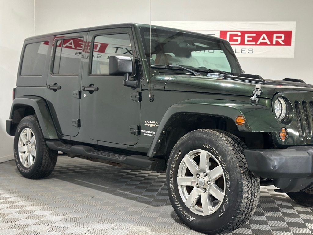 Jeep Wrangler Unlimited Sahara 4WD 2011
