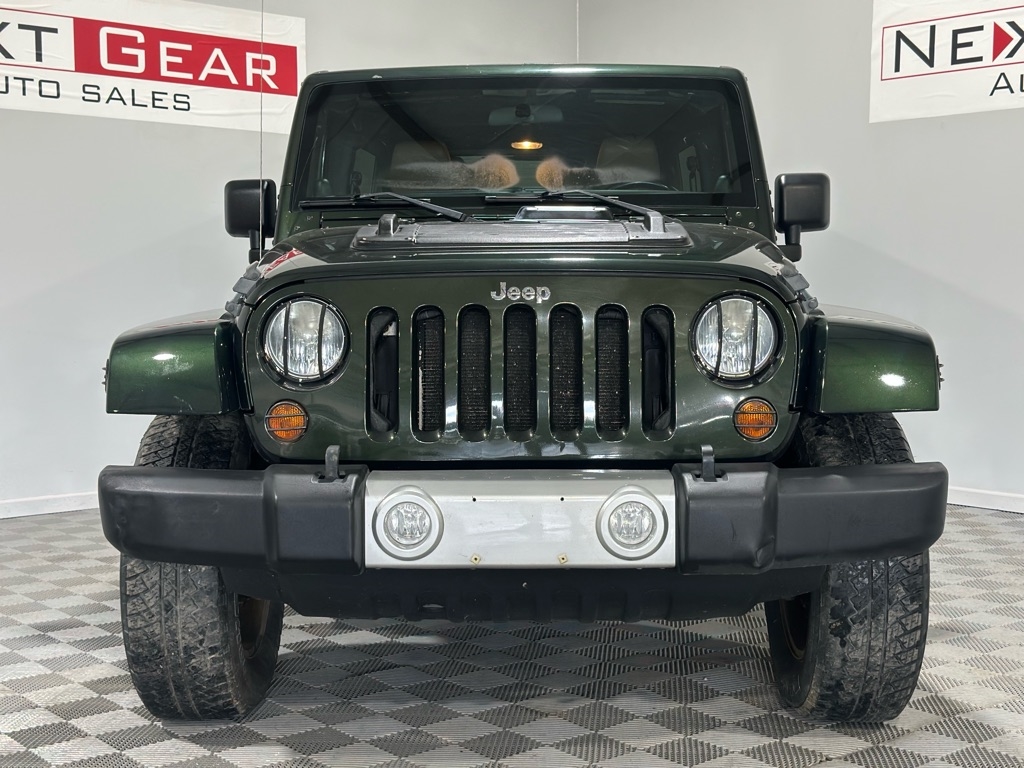 Jeep Wrangler Unlimited Sahara 4WD 2011