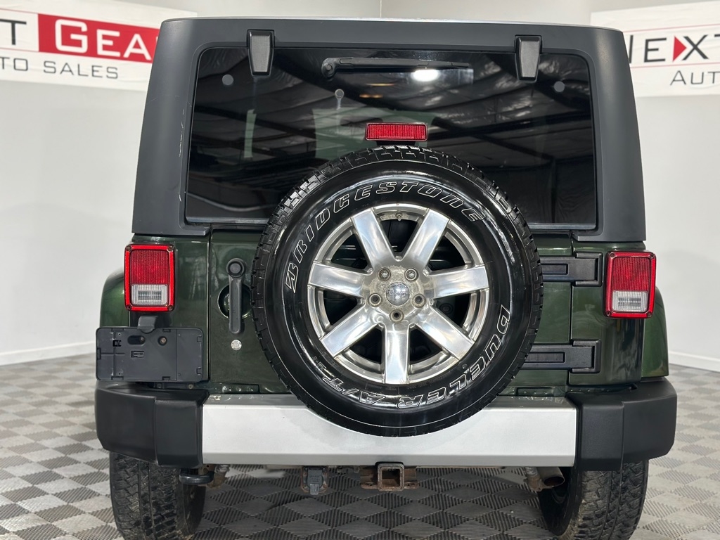 Jeep Wrangler Unlimited Sahara 4WD 2011