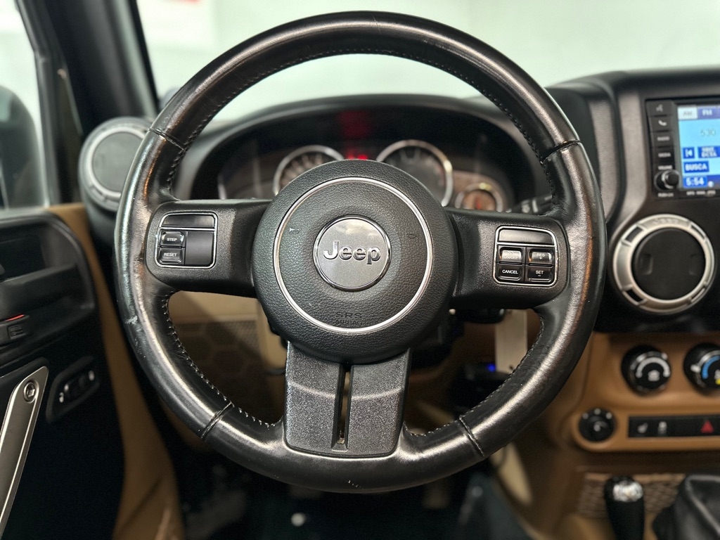 Jeep Wrangler Unlimited Sahara 4WD 2011