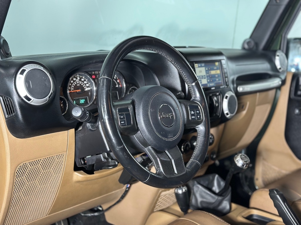 Jeep Wrangler Unlimited Sahara 4WD 2011