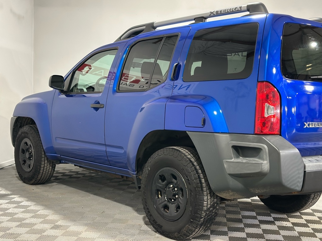 Nissan Xterra X 4WD 2015