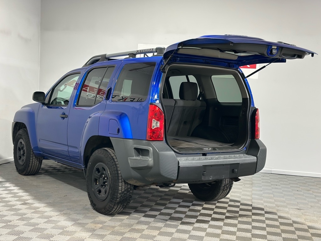 Nissan Xterra X 4WD 2015