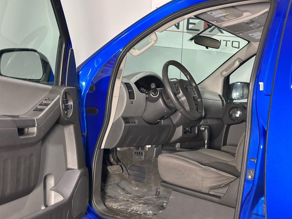 Nissan Xterra X 4WD 2015