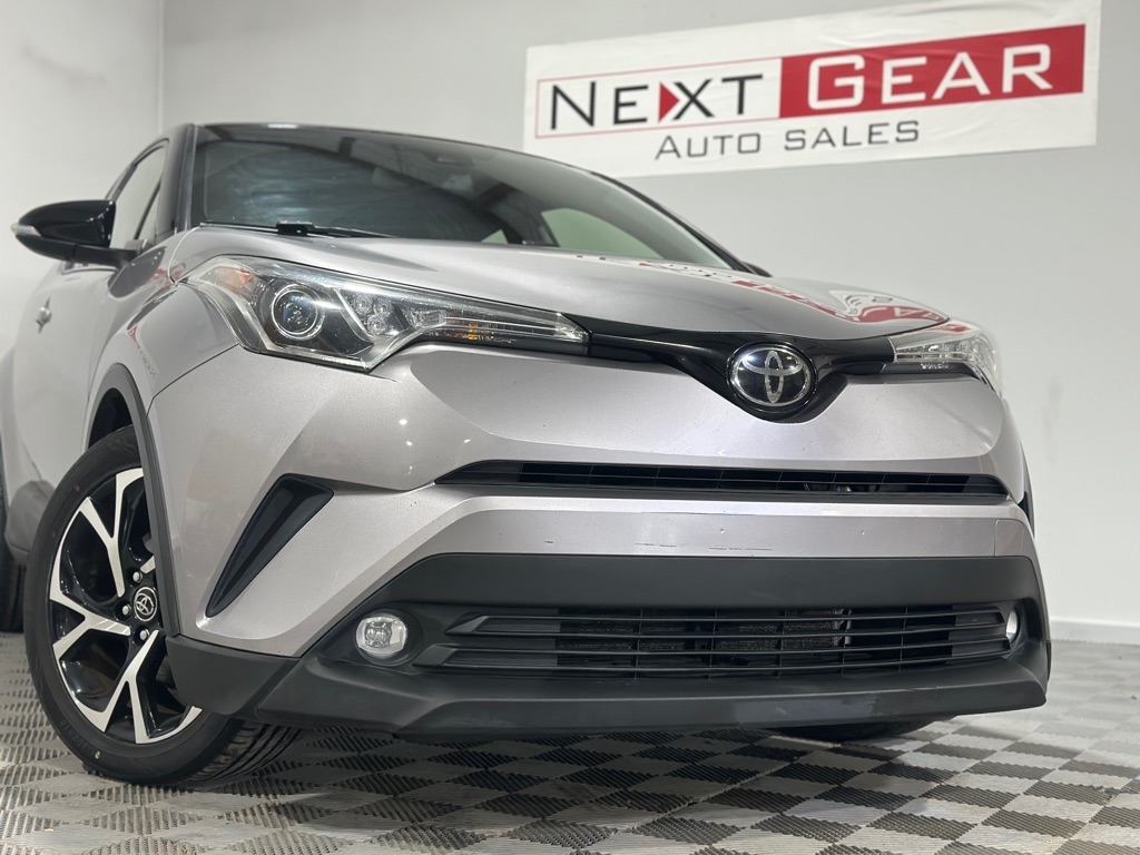 Toyota C-HR XLE 2019