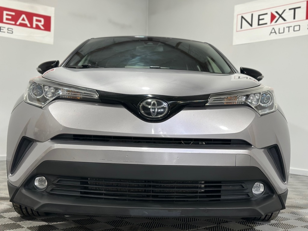 Toyota C-HR XLE 2019