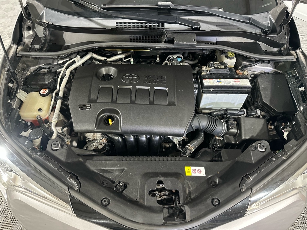 Toyota C-HR XLE 2019