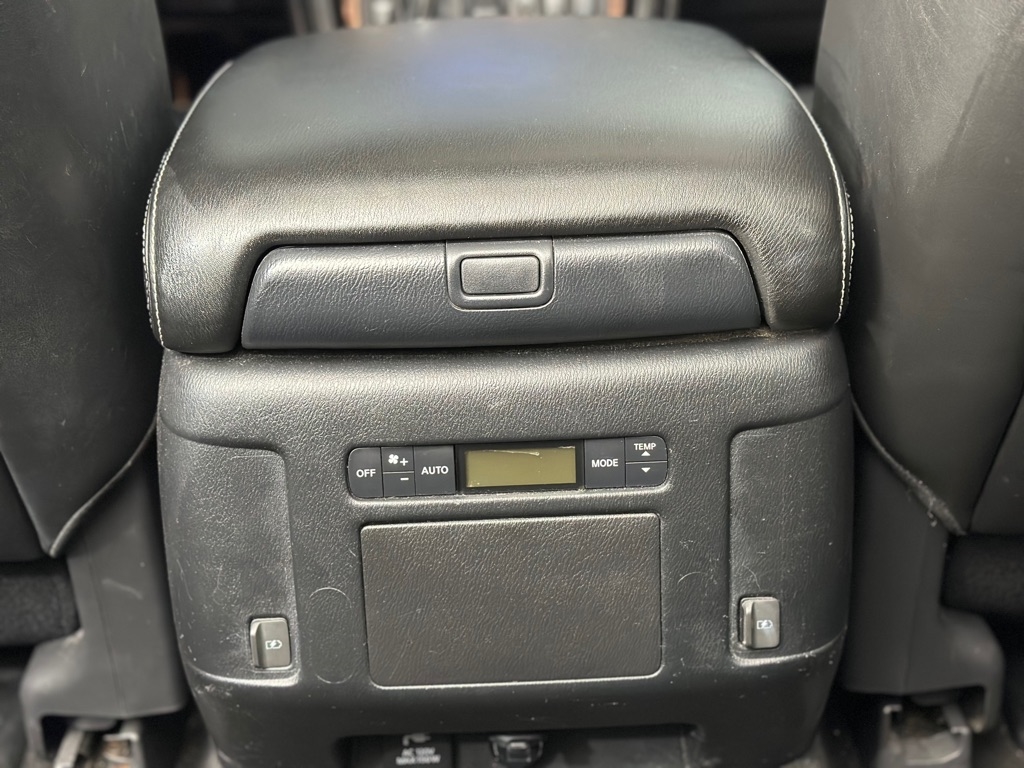 Nissan Armada SV AWD 2019