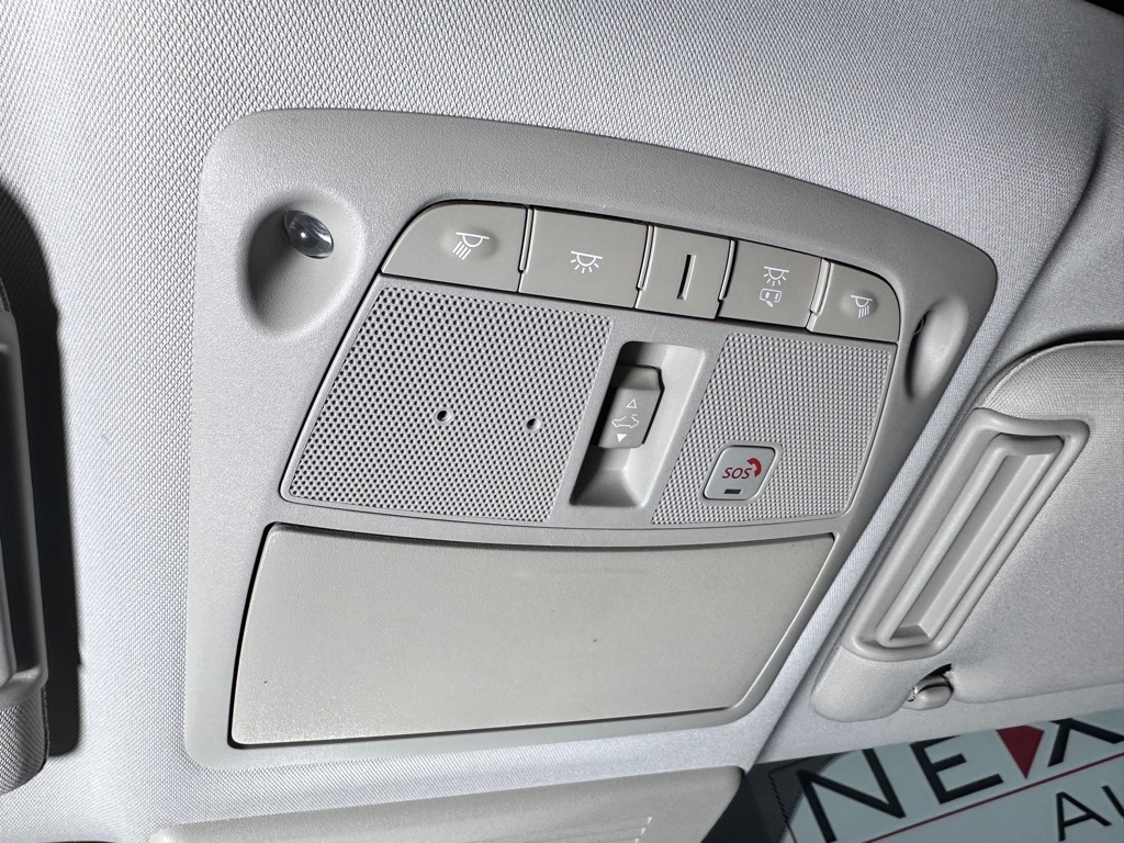 Nissan Armada SV AWD 2019