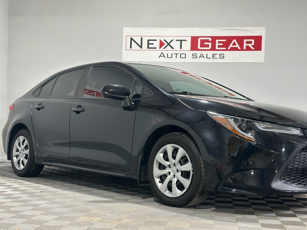 Toyota Corolla LE 2021