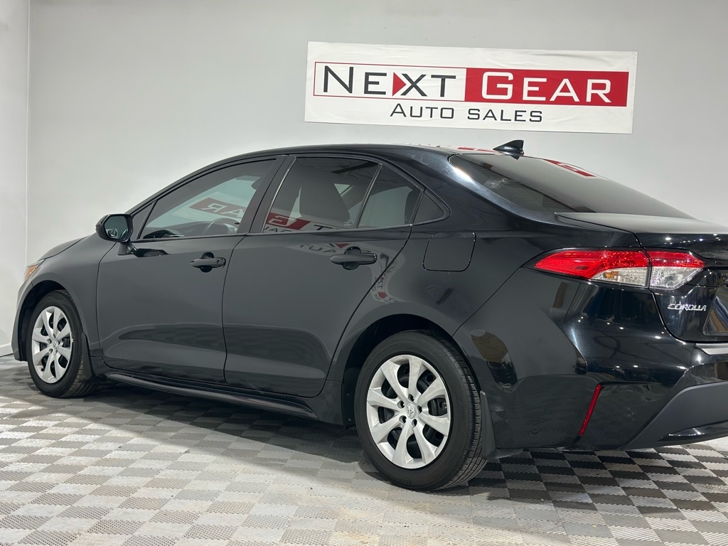 Toyota Corolla LE 2021