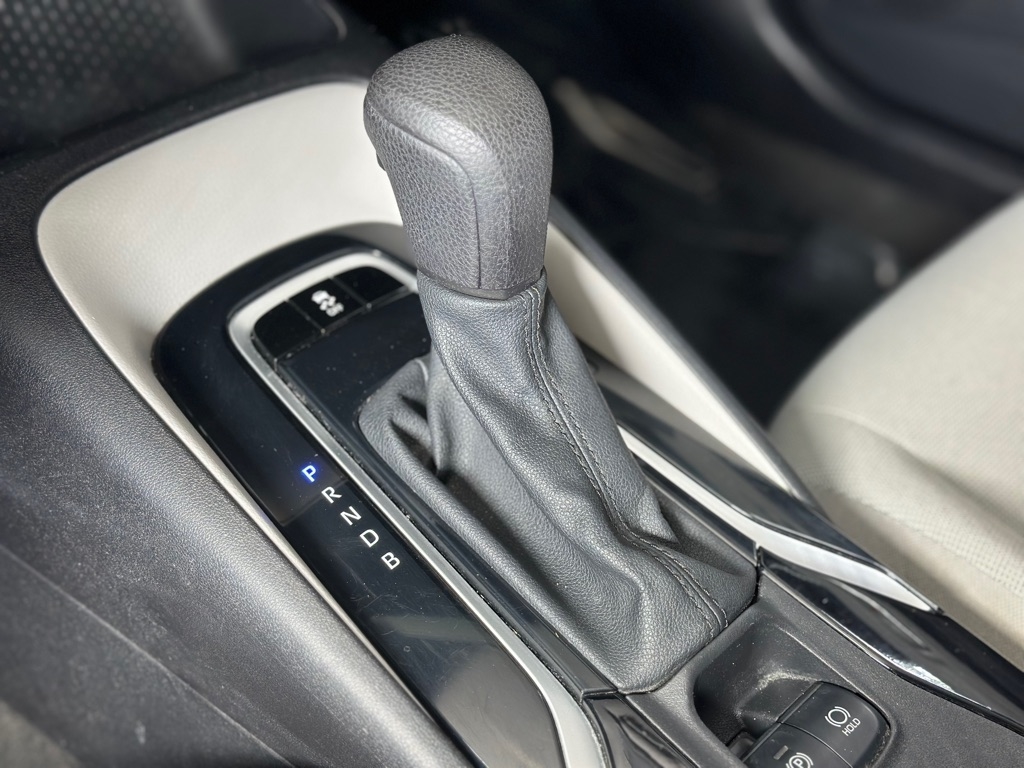 Toyota Corolla LE 2021