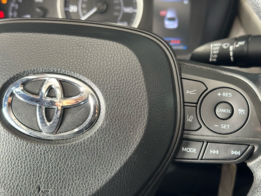 Toyota Corolla LE 2021