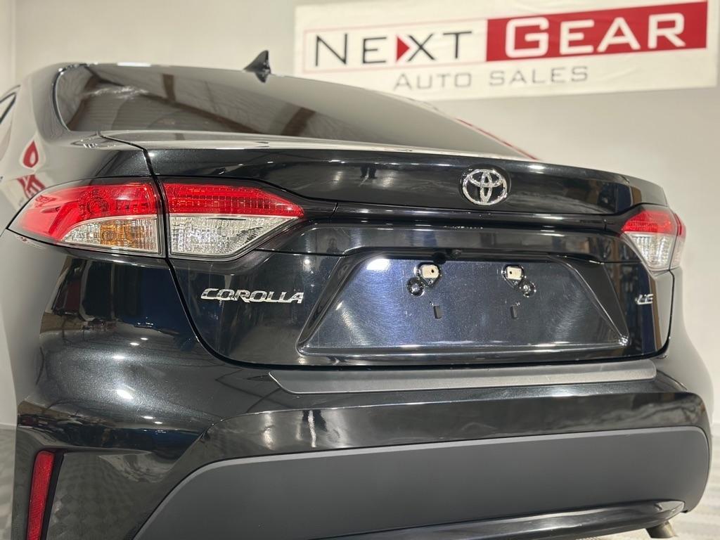 Toyota Corolla LE 2021