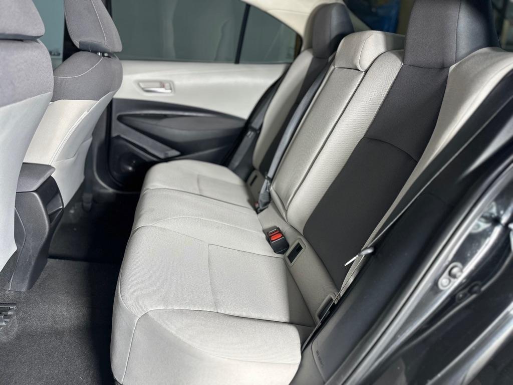 Toyota Corolla LE 2021