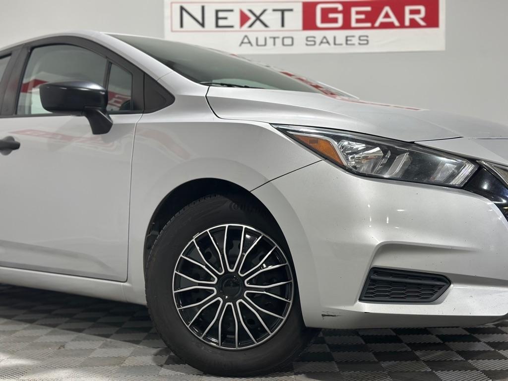 Nissan Versa S CVT 2020