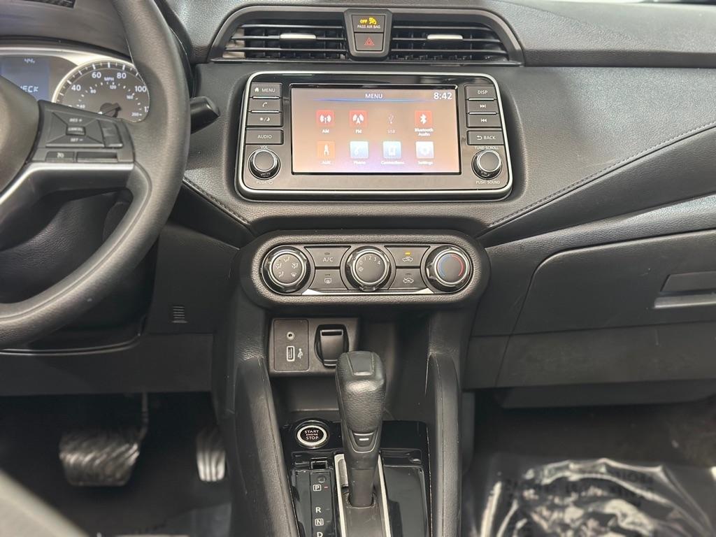 Nissan Versa S CVT 2020