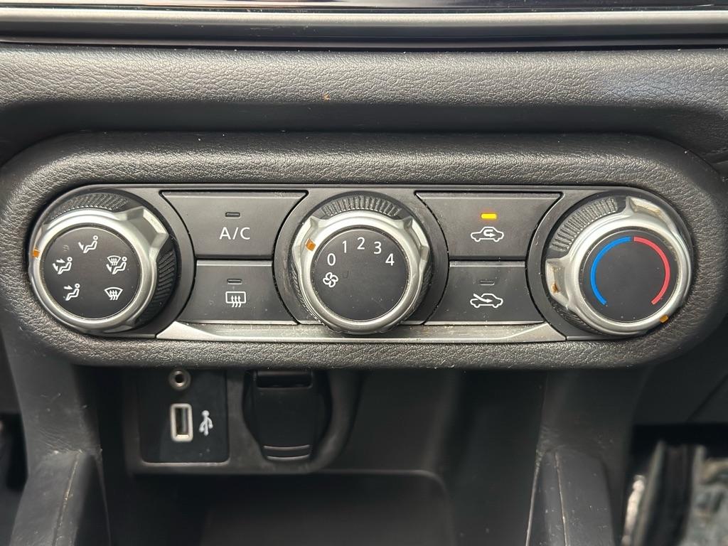 Nissan Versa S CVT 2020