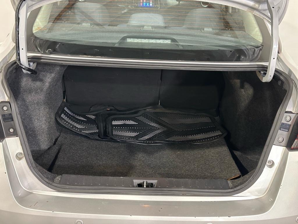 Nissan Versa S CVT 2020