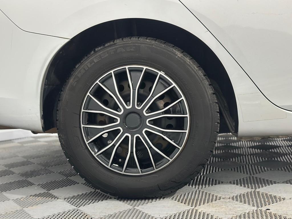 Nissan Versa S CVT 2020