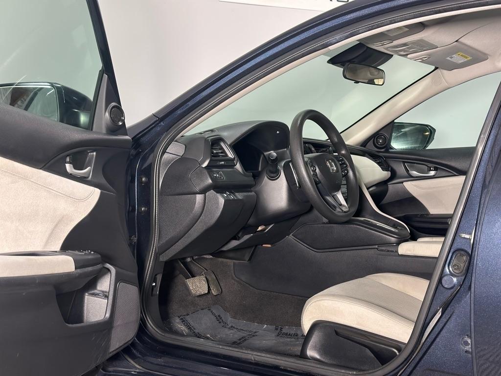 Honda Insight LX 2019