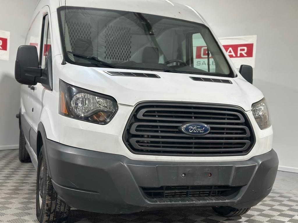 Ford Transit 250 Van Med. Roof w/Sliding Pass. 148-in. WB 2018