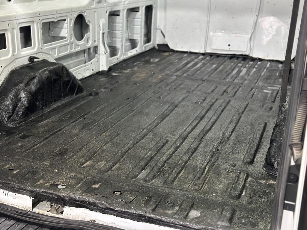 Ford Transit 250 Van Med. Roof w/Sliding Pass. 148-in. WB 2018