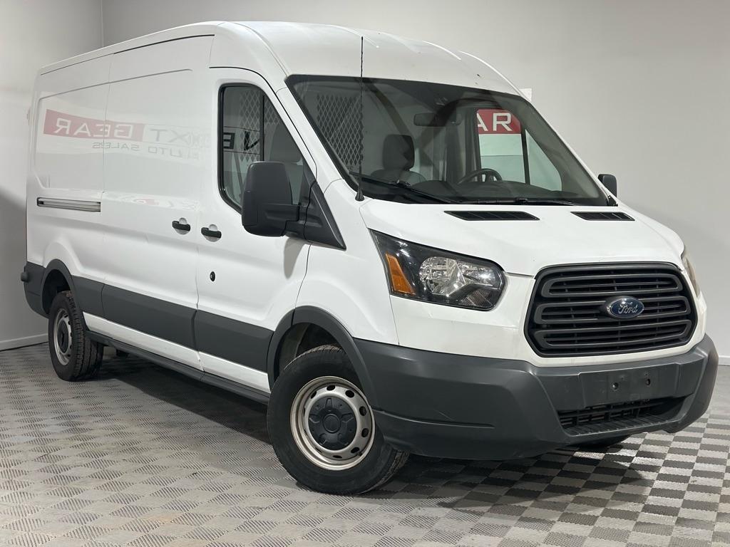 2018 Ford Transit 250 Van Med. Roof w/Sliding Pass. 148-in. WB