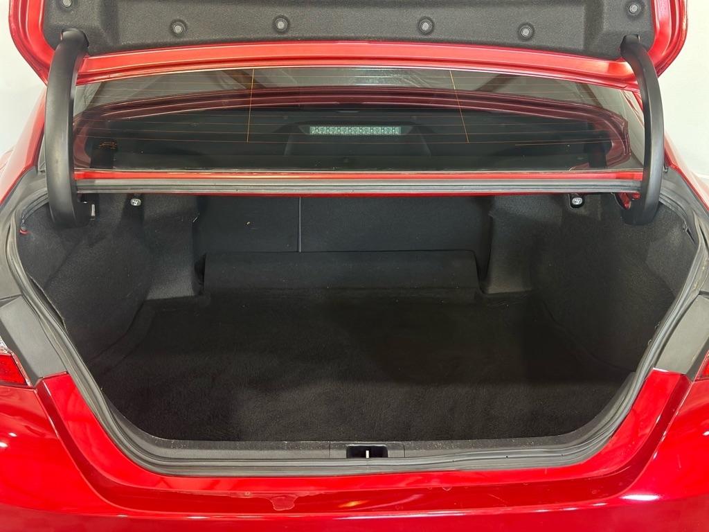 Toyota Camry SE 2020