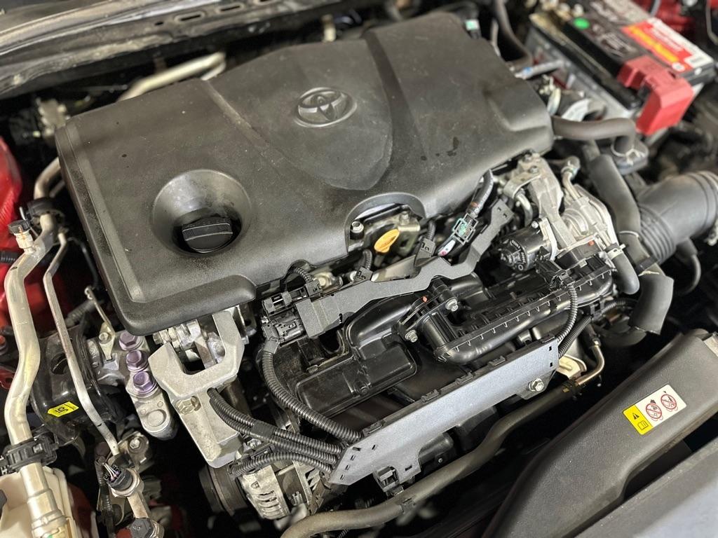 Toyota Camry SE 2020