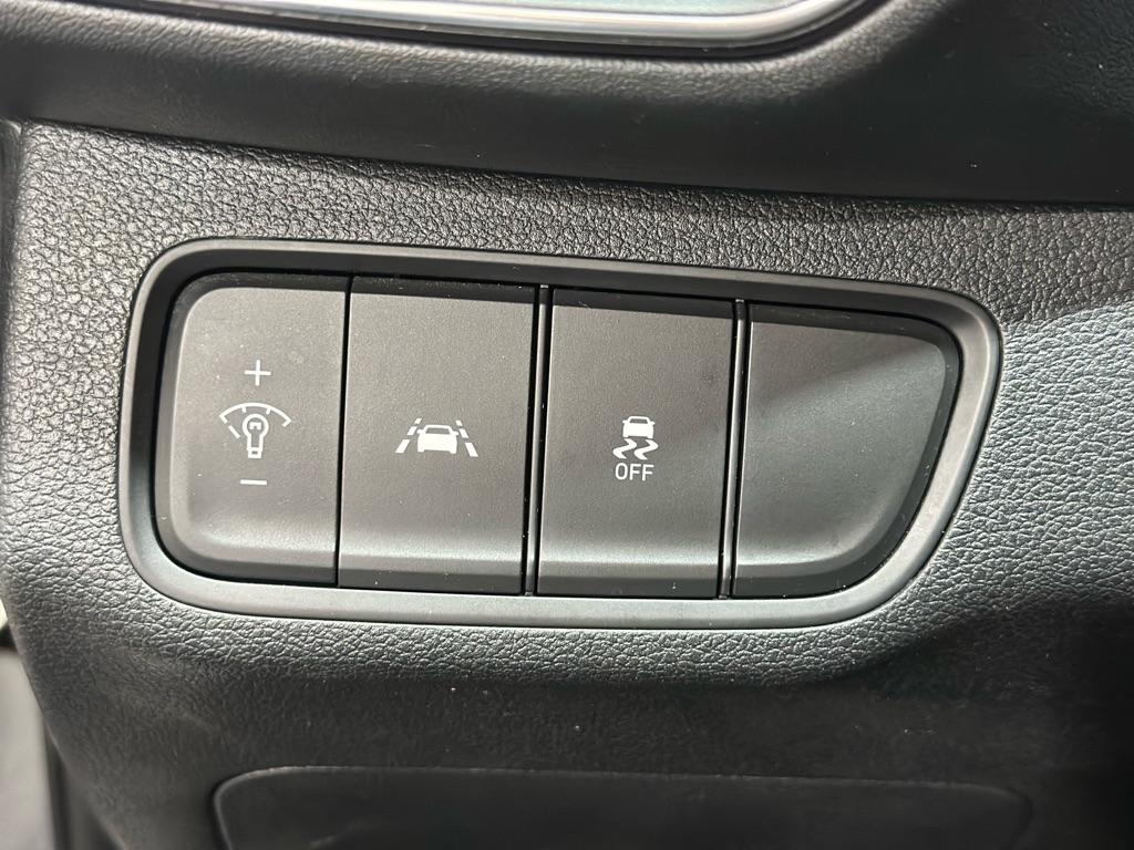 Hyundai Santa Fe SE 2.4 2020