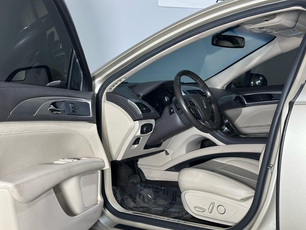 Lincoln MKZ Premier FWD 2017