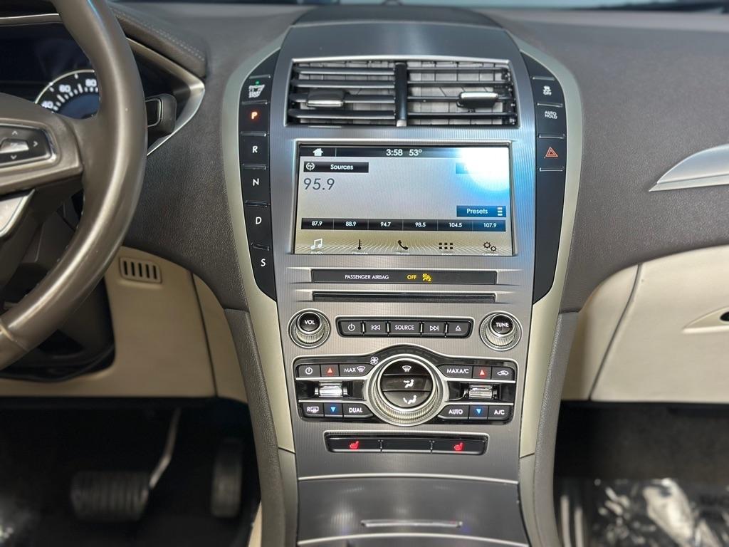 Lincoln MKZ Premier FWD 2017