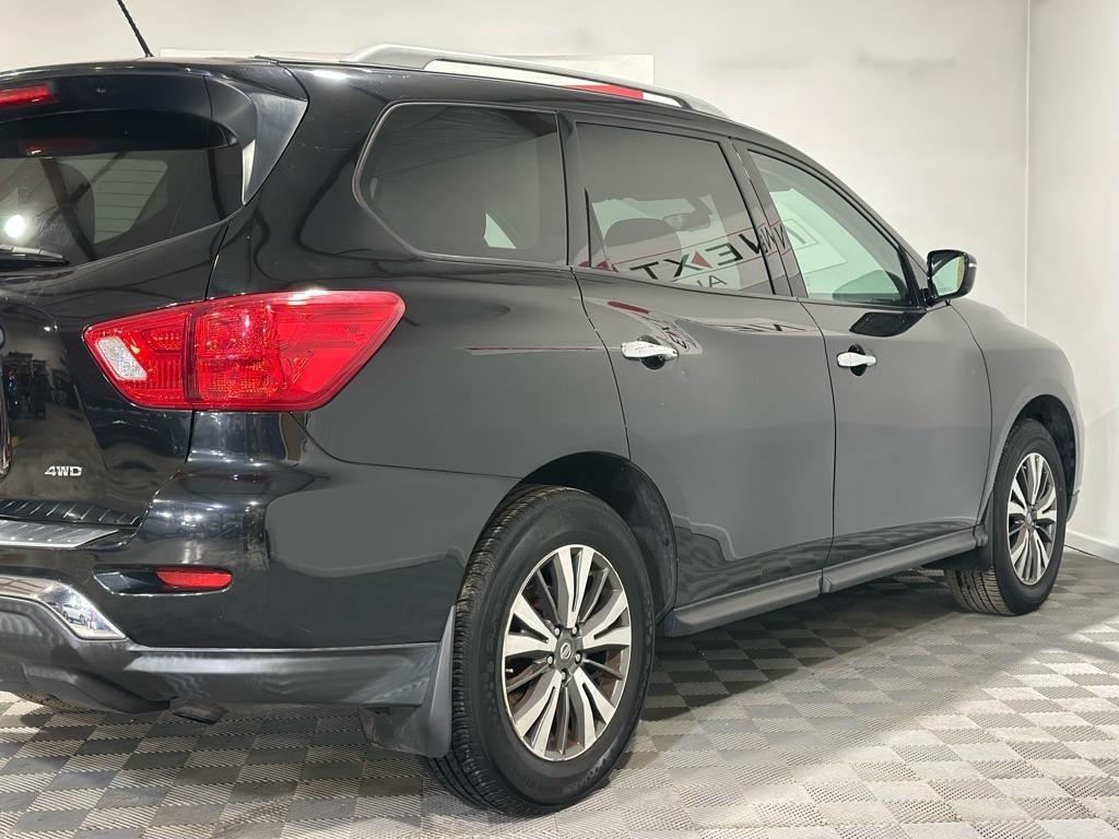 Nissan Pathfinder S 4WD 2017