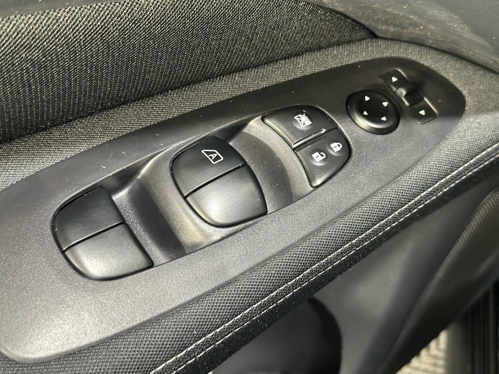 Nissan Pathfinder S 4WD 2017