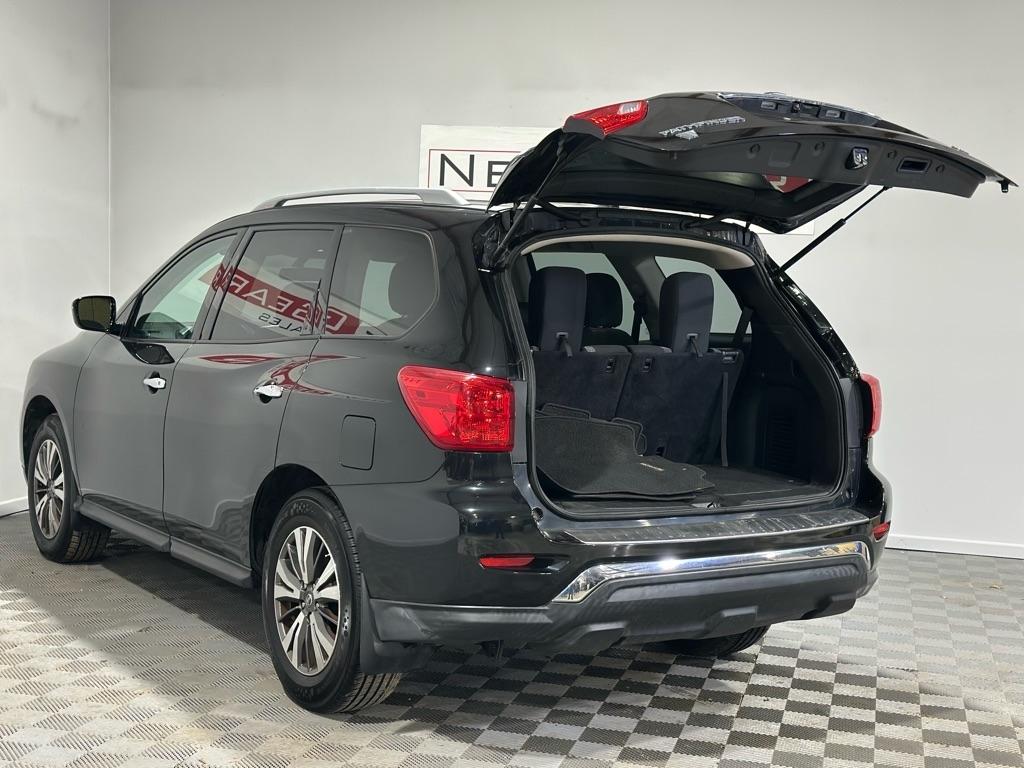 Nissan Pathfinder S 4WD 2017