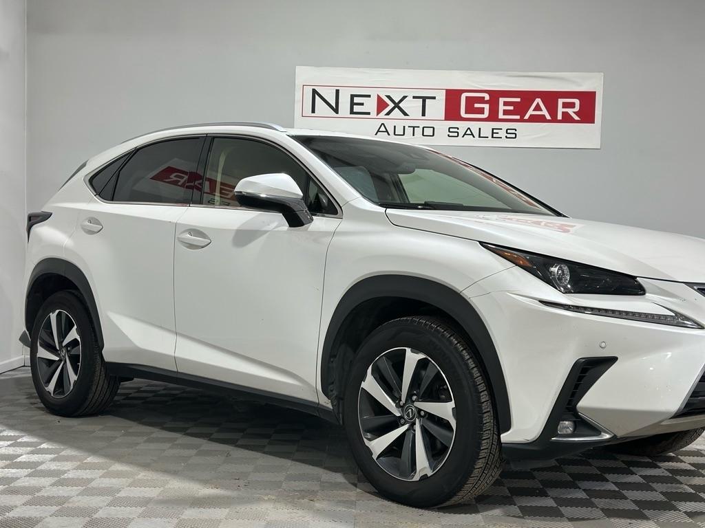 Lexus NX 200t FWD 2019