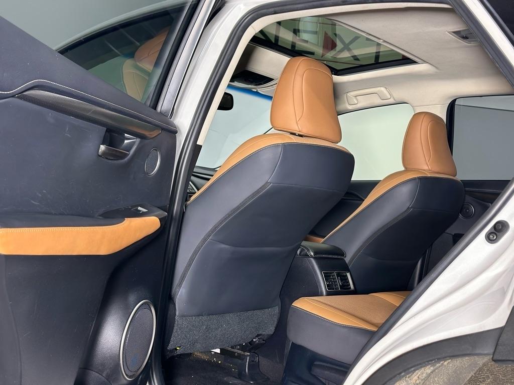 Lexus NX 200t FWD 2019