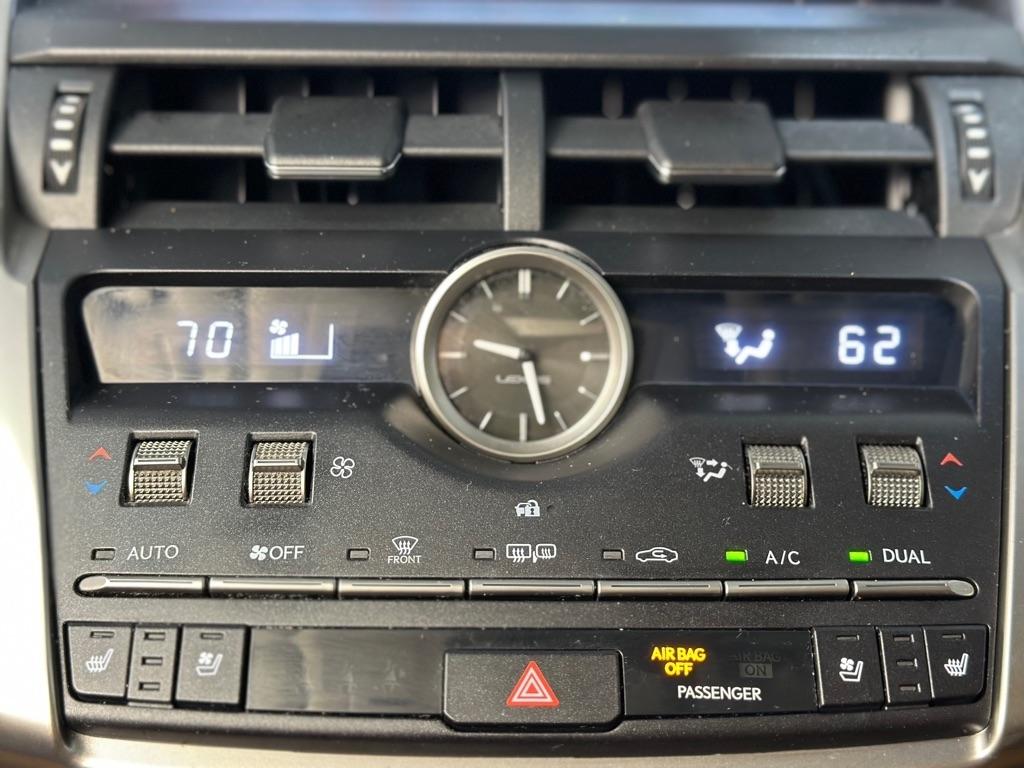 Lexus NX 200t FWD 2019