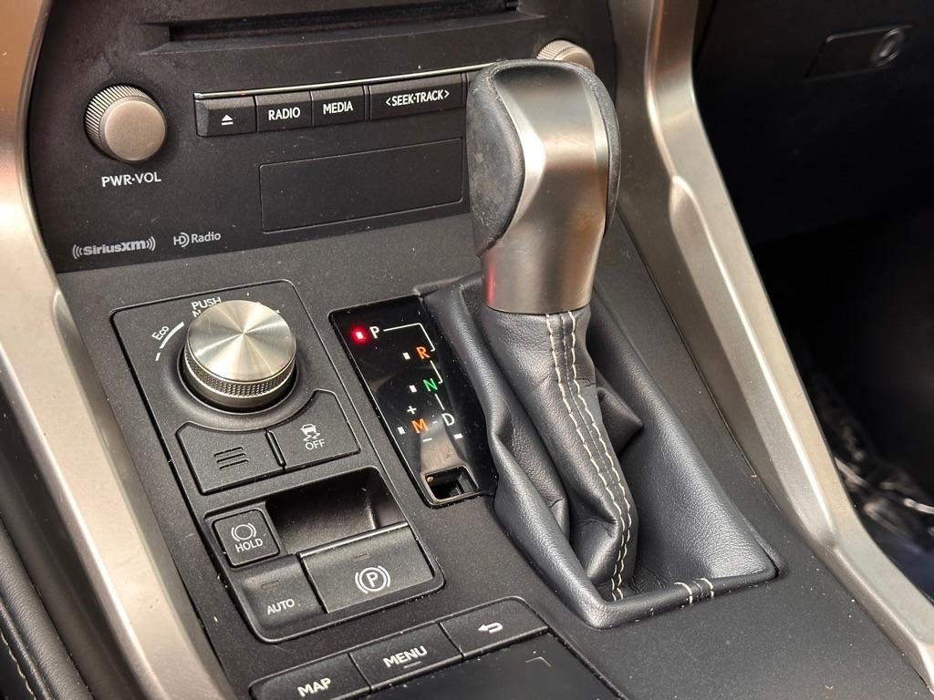 Lexus NX 200t FWD 2019