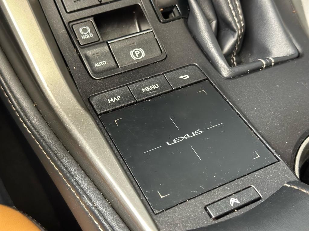 Lexus NX 200t FWD 2019