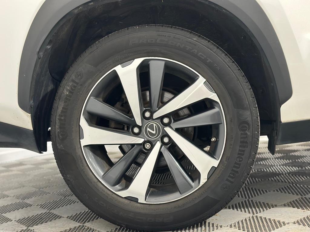 Lexus NX 200t FWD 2019