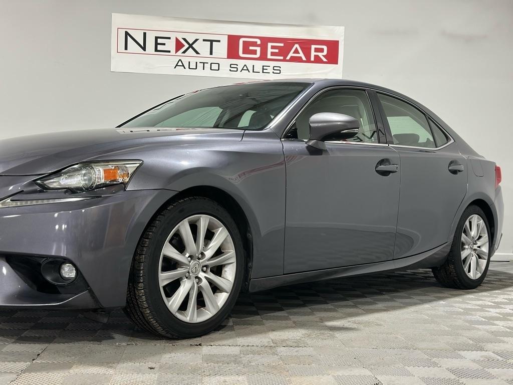 Lexus IS 250 RWD 2015